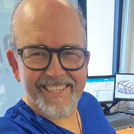 Dr Pete Thomas - Operational Board 26 Dr Pete Thomas - Operational Board Nelson Tasman Hospice 26